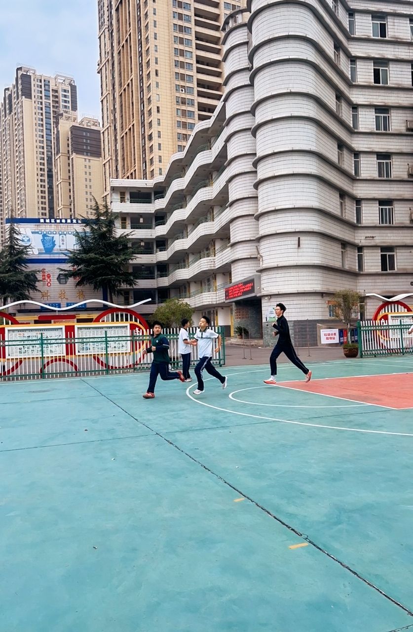 2025-11-12课间锻炼