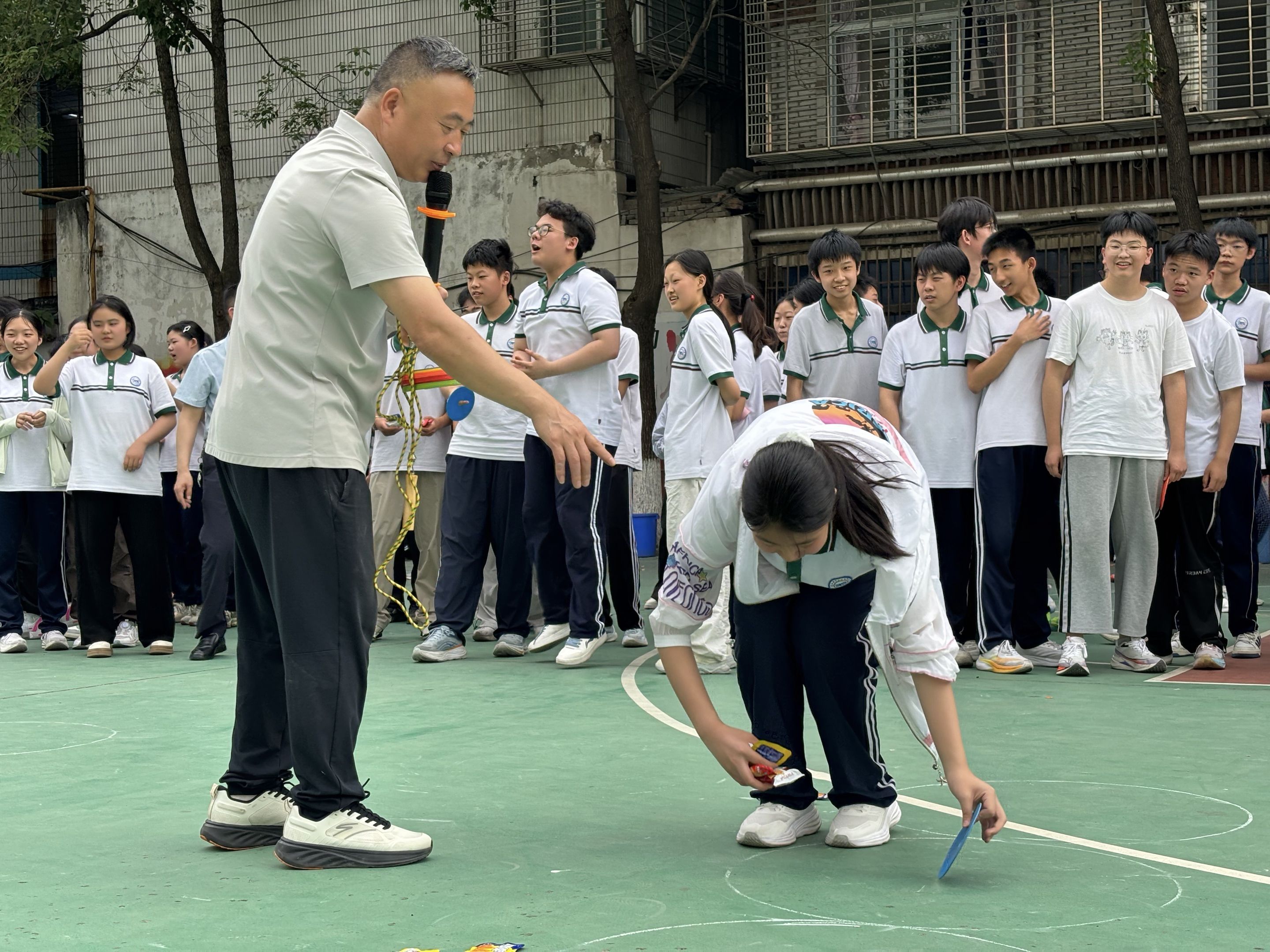 2026-06-05 中考解压活动